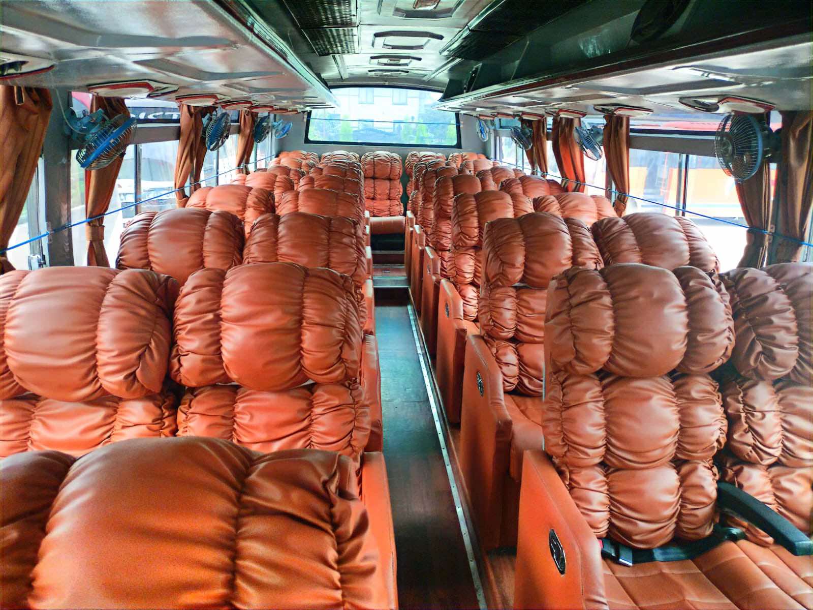 chitwan to pokhara tourist bus